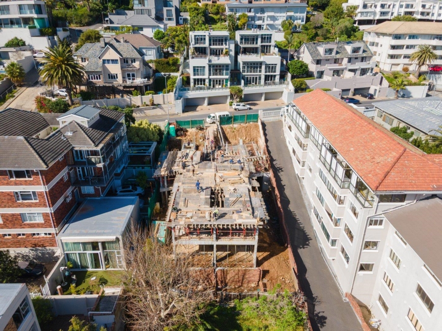 2 Bedroom Property for Sale in Sea Point Western Cape